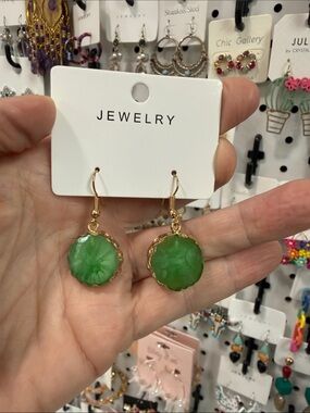 GREEN AGATE GOLD FOIL TRIM DANGLE CIRCLE DROPS EARRINGS GEMSTONES HEALING